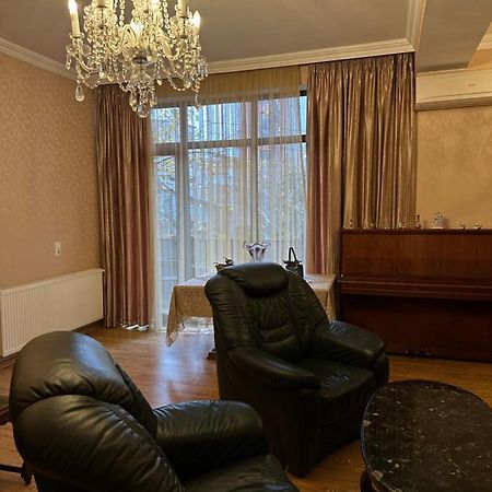 Sun Apartment Tiflis Exterior foto